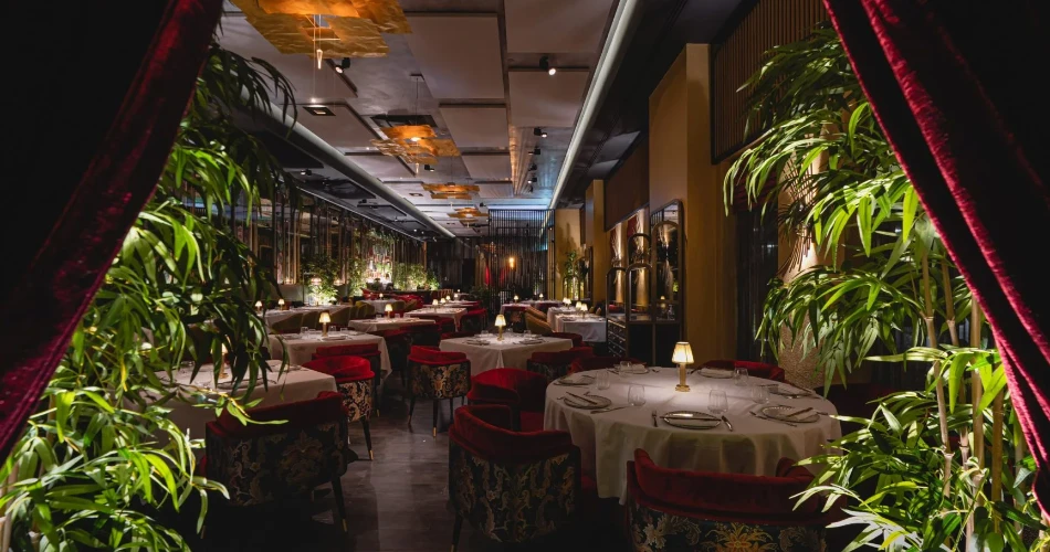 48 Hours on King Fahd Road: The Ultimate Jeddah Street Adventure